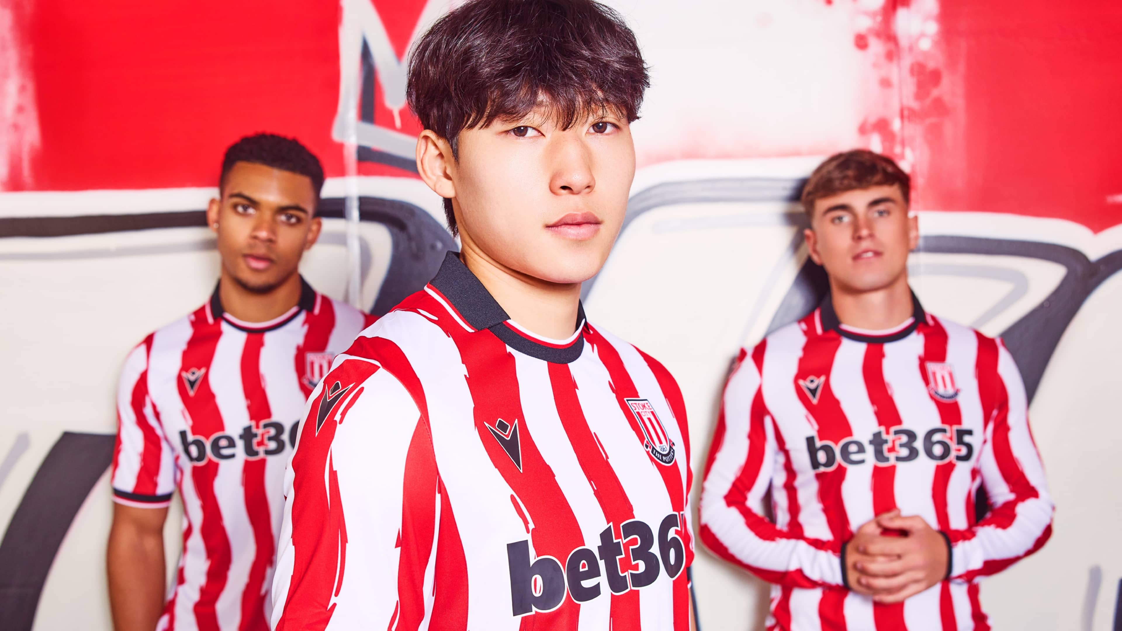 DC WEB 1080X1920 SCFC Home Kit 1@2X